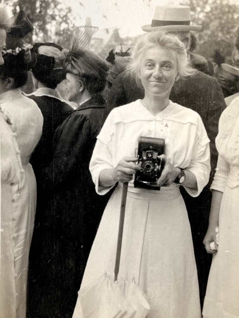 Photo of Amy Barbour with camera