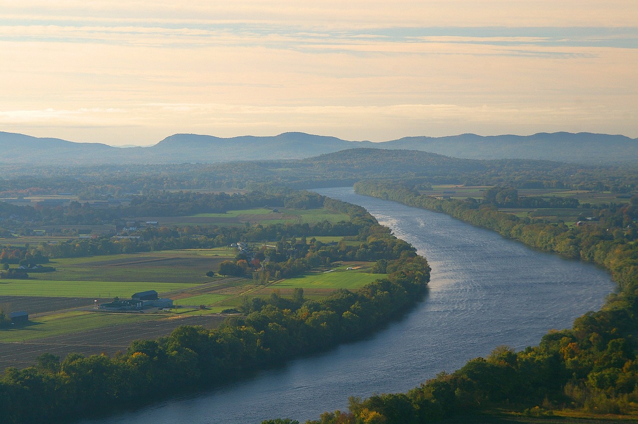 A photo of the Connecticut River within Massachusetts taken from the top of a mountain.