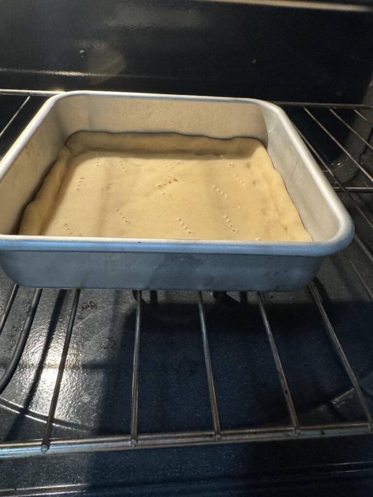 Quelques piqûres pour les trous d'air, et au four