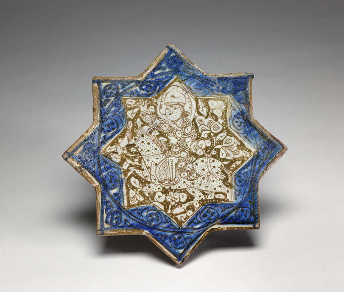 Eight-pointed stellar tile, central figure on horse hunting
