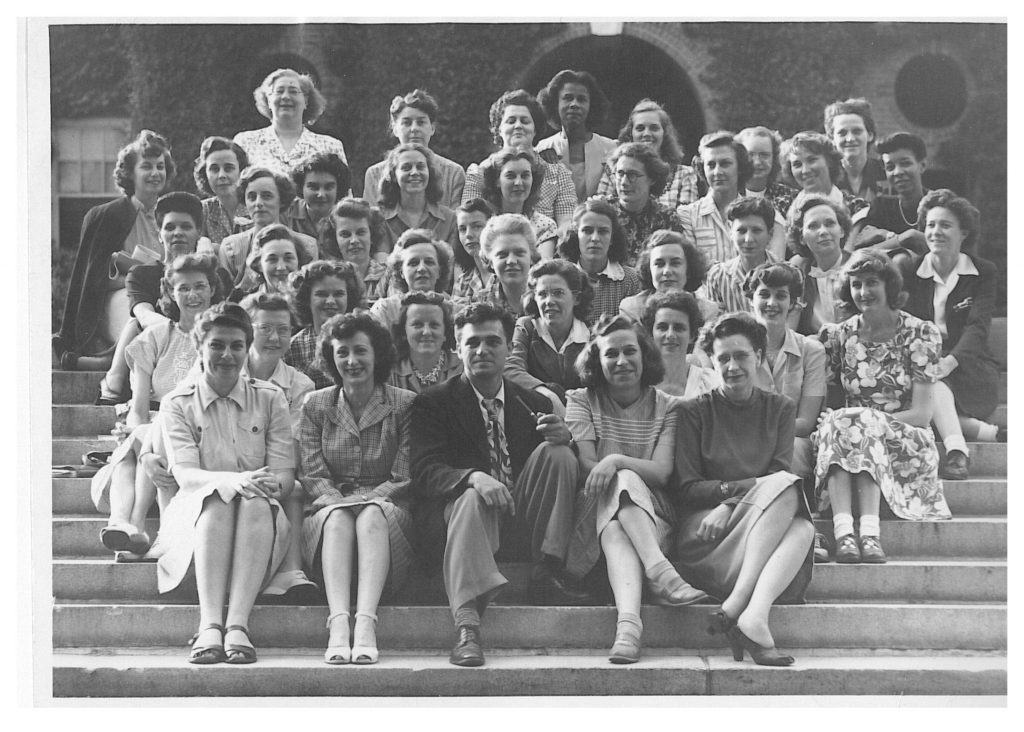 Black and white photo of the class of 1946.